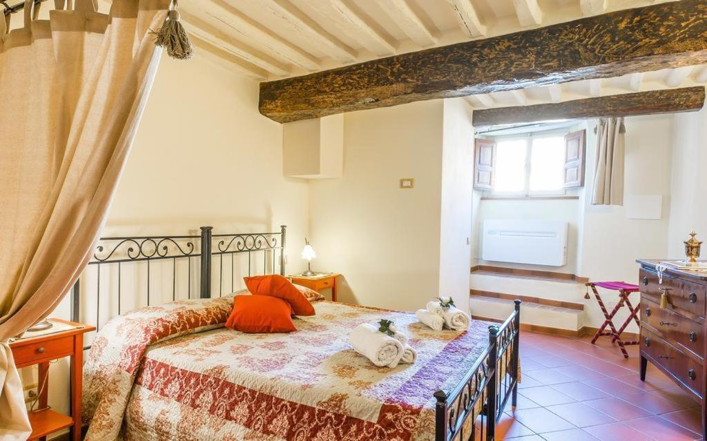Lyon Apartment Anfiteatro Square, Lucca Exteriör bild